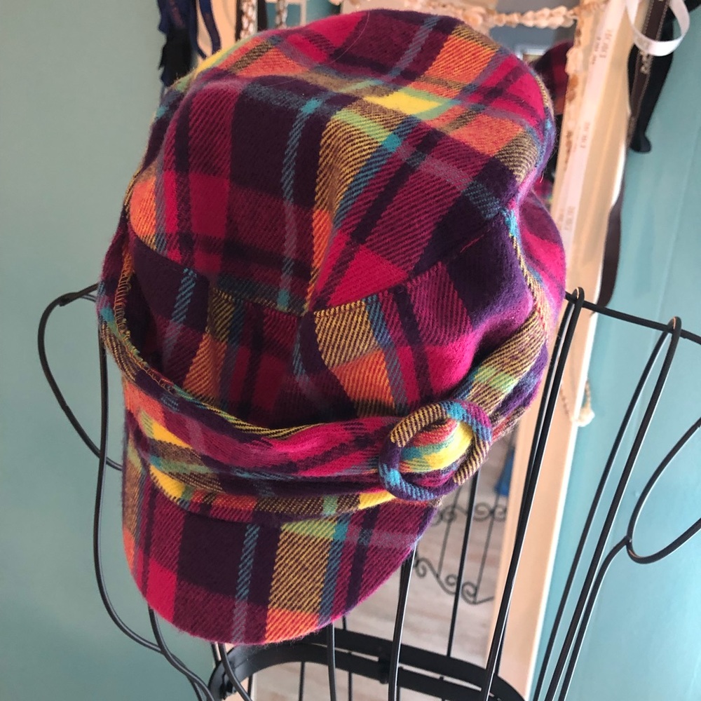 Multi color hat